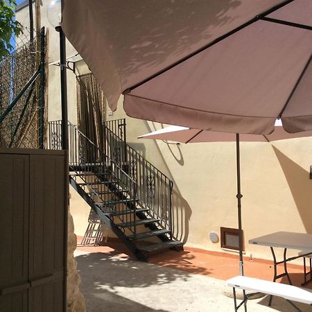 Da Sciuri Case Vacanza Barisciano Bagian luar foto