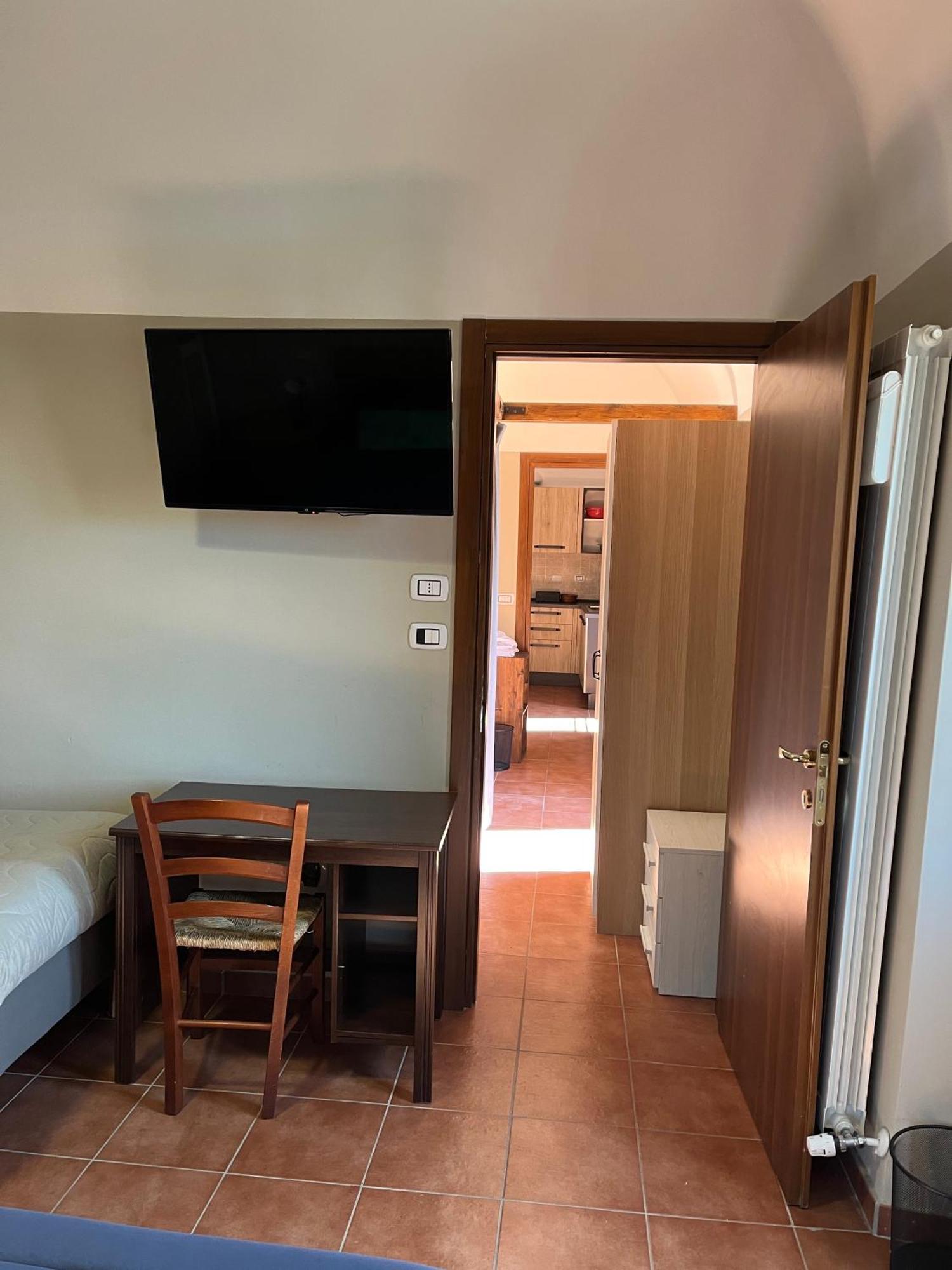 Da Sciuri Case Vacanza Barisciano Bagian luar foto